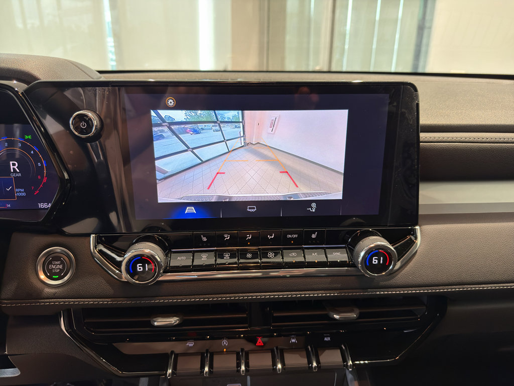 Used 2024 Chevrolet Colorado LT w/ LT Convenience Package II image 13