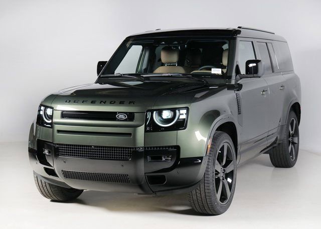 New 2026 Land Rover Defender 130 X-Dynamic SE image 1