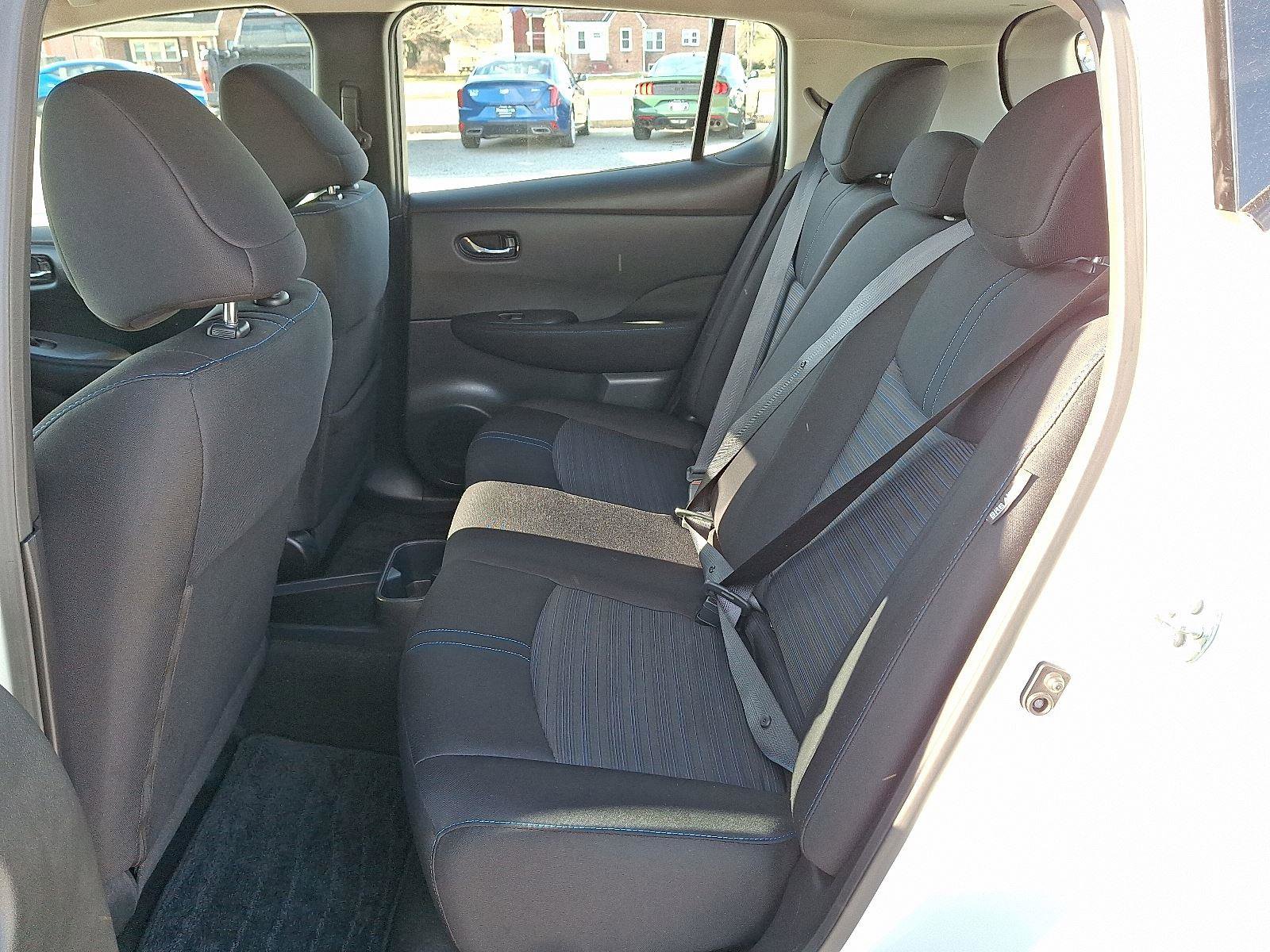 Used 2023 Nissan Leaf S image 10