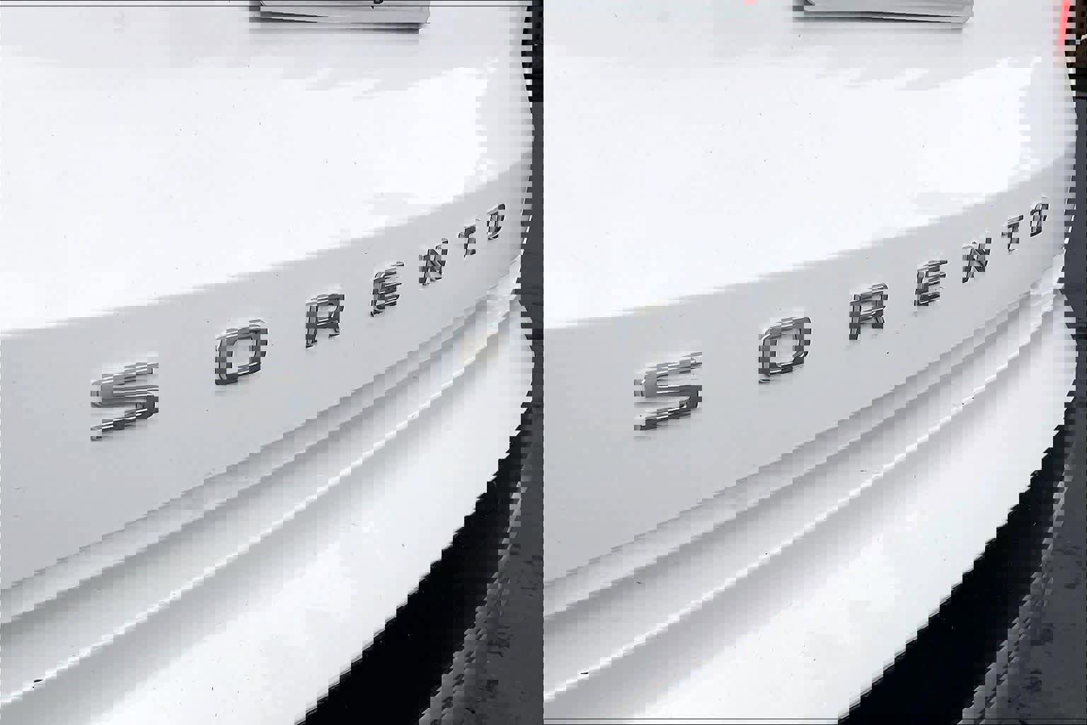 Used 2022 Kia Sorento SX image 11