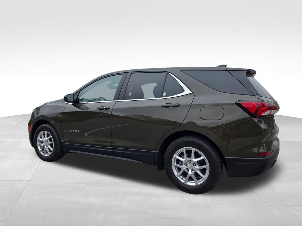 Used 2023 Chevrolet Equinox LT image 4