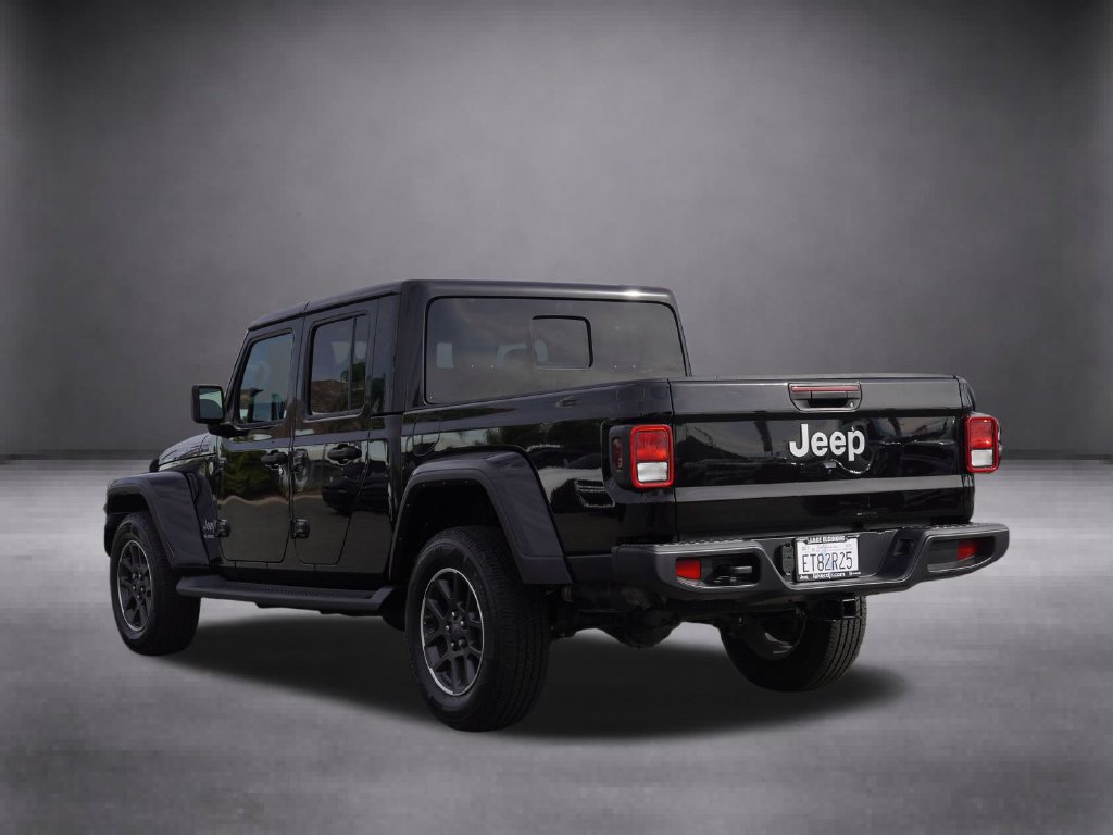 Used 2021 Jeep Gladiator Overland w/ Popular Equipment Package AWD/4WD image 7
