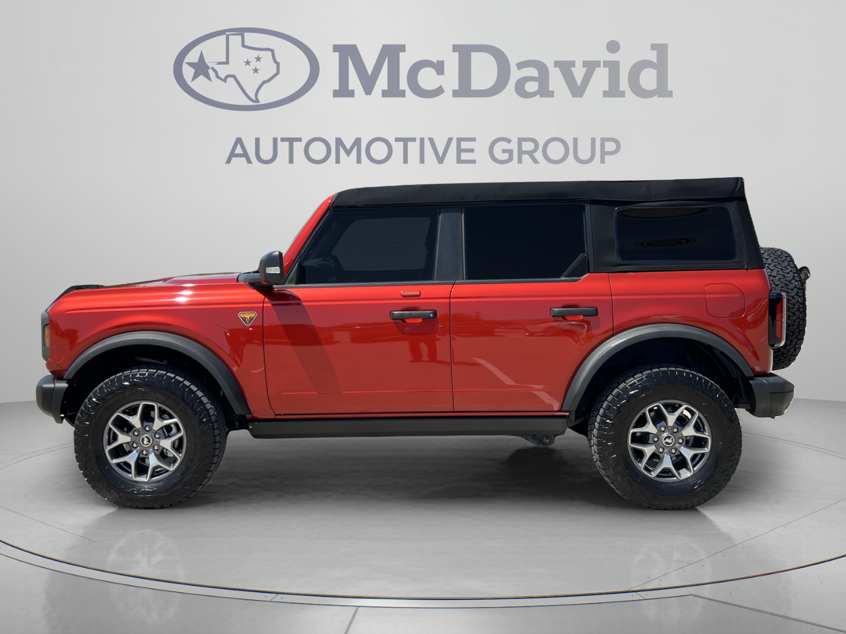Used 2023 Ford Bronco Badlands AWD/4WD image 4