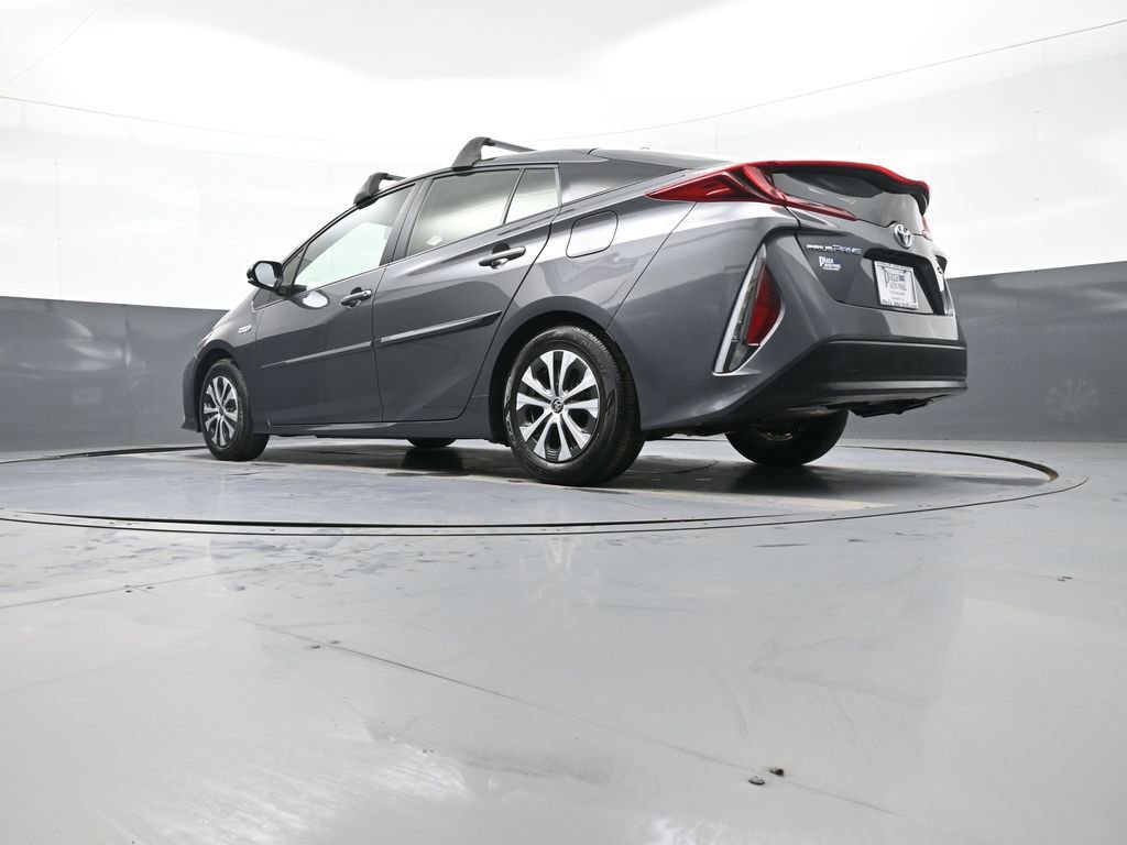 Certified 2022 Toyota Prius Prime XLE image 32