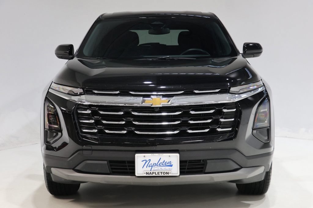 Used 2025 Chevrolet Equinox LT FWD image 2