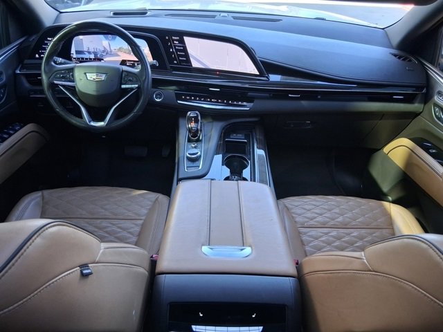 Used 2021 Cadillac Escalade Premium Luxury w/ LPO, Illumination Package image 6