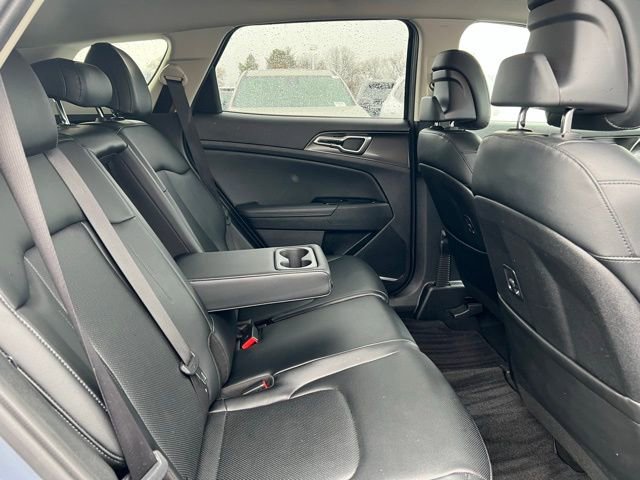 Used 2023 Kia Sportage EX AWD/4WD image 15
