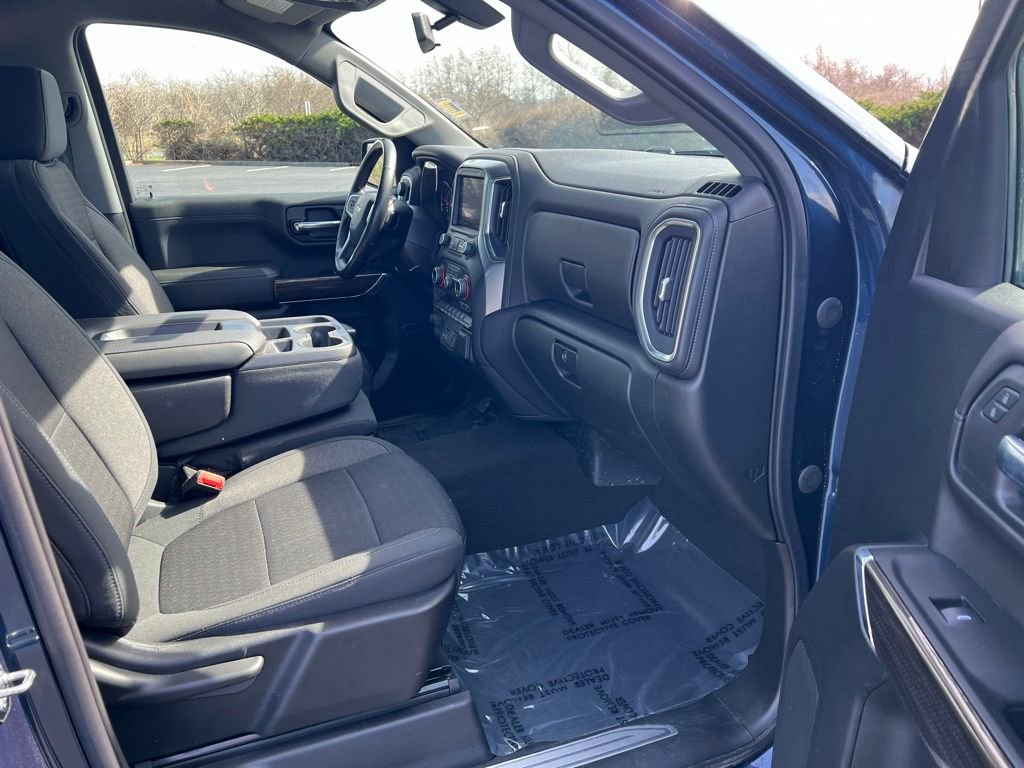 Used 2020 Chevrolet Silverado 1500 LT w/ All-Star Edition image 10