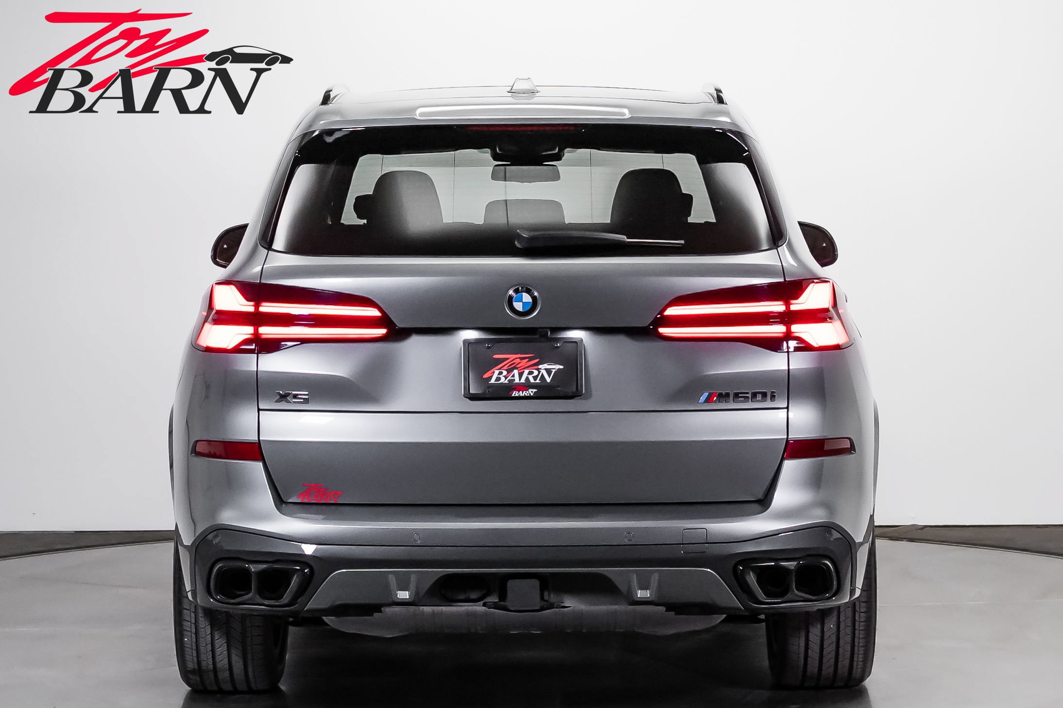 Used 2026 BMW X5 M60i AWD/4WD image 4