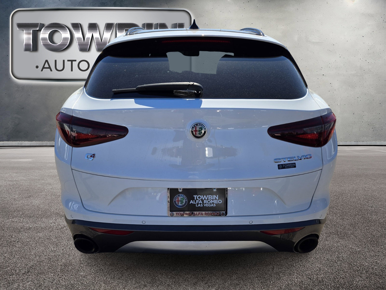 Used 2022 Alfa Romeo Stelvio Ti image 5