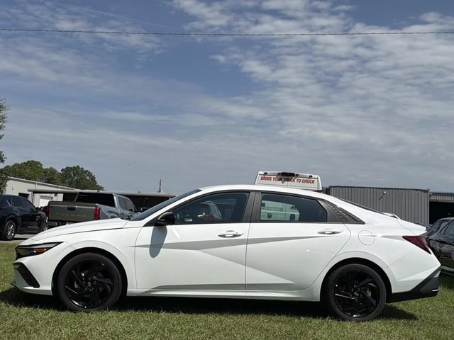 Used 2026 Hyundai Elantra Sport FWD image 11