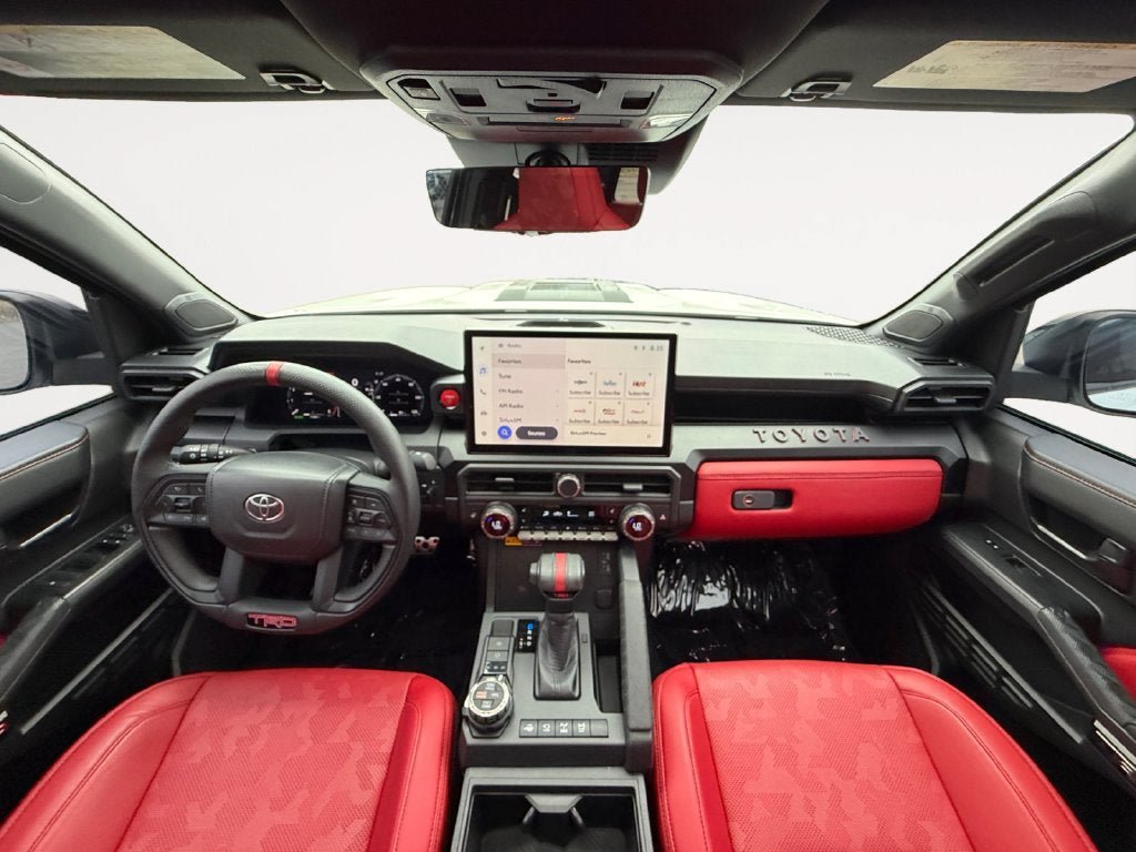Used 2025 Toyota Tacoma TRD Pro AWD/4WD image 11