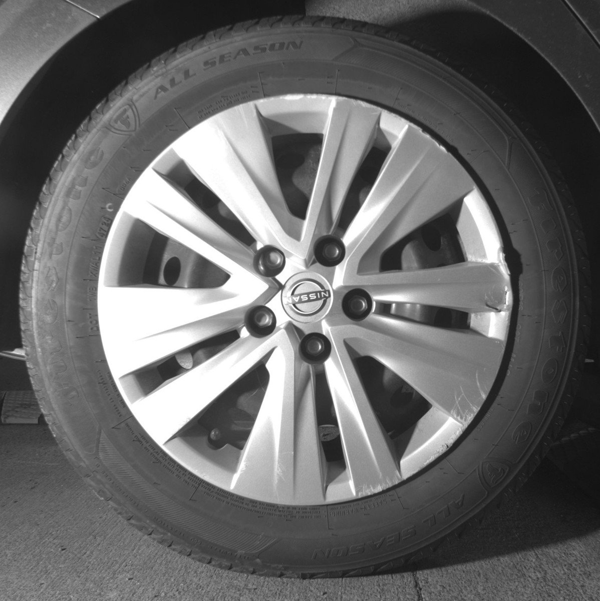 Used 2025 Nissan Sentra S image 15