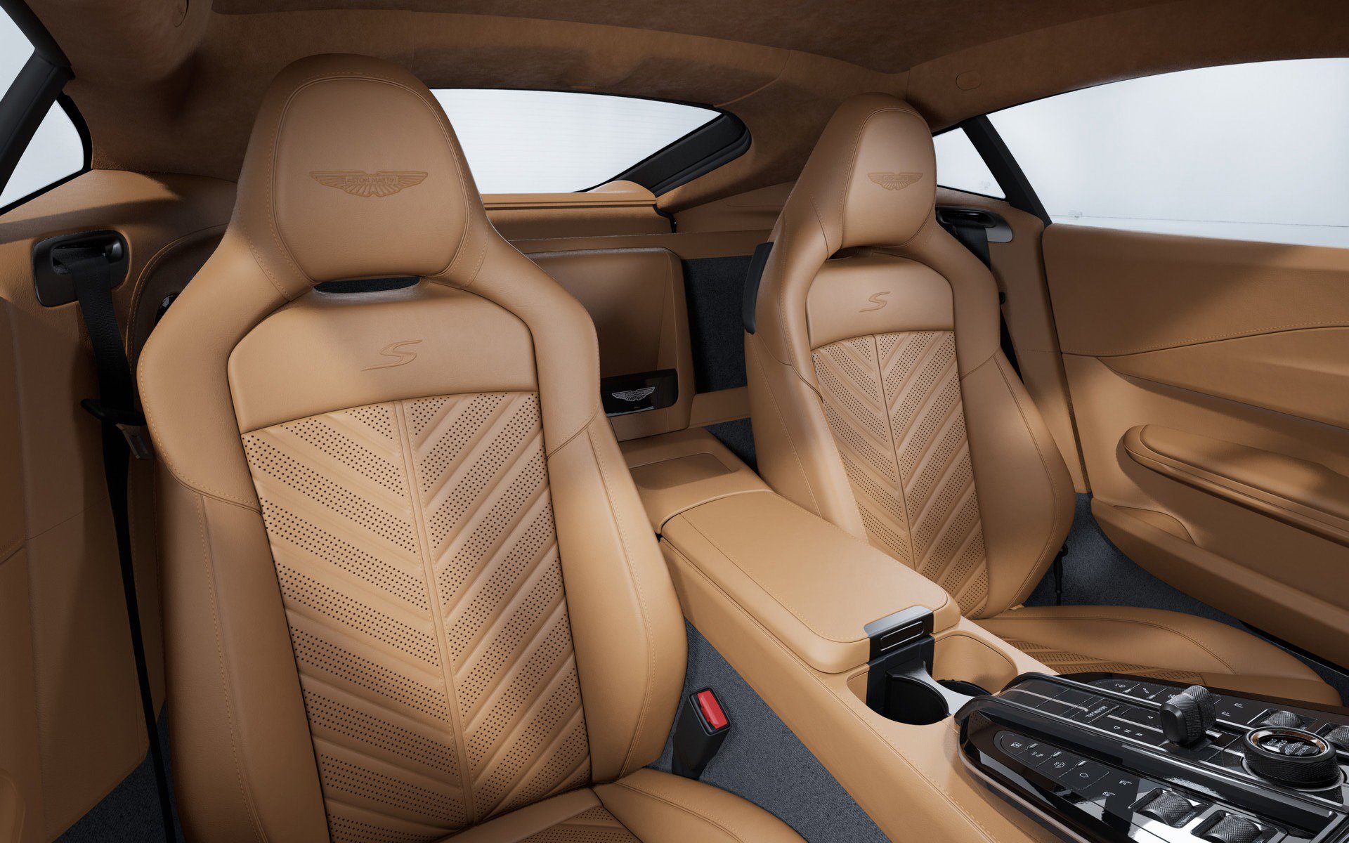 New 2026 Aston Martin V8 Vantage S image 12