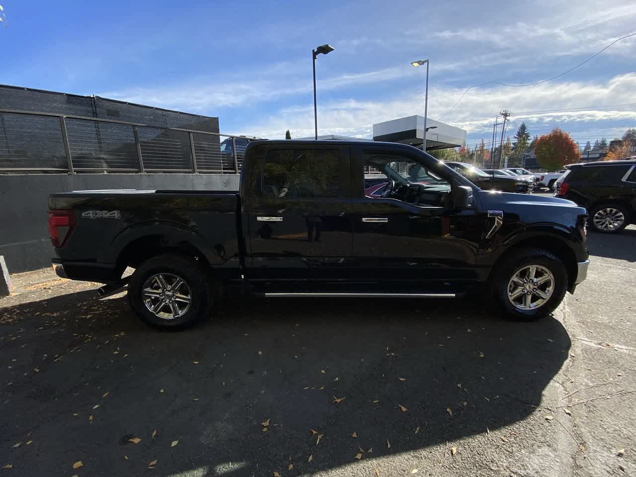 Used 2025 Ford F150 XLT w/ Equipment Group 301A Standard AWD/4WD image 7