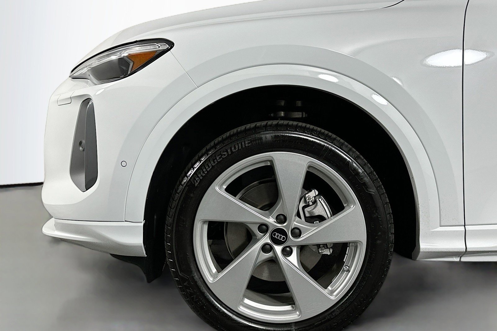 New 2025 Audi Q5 Premium Plus image 11