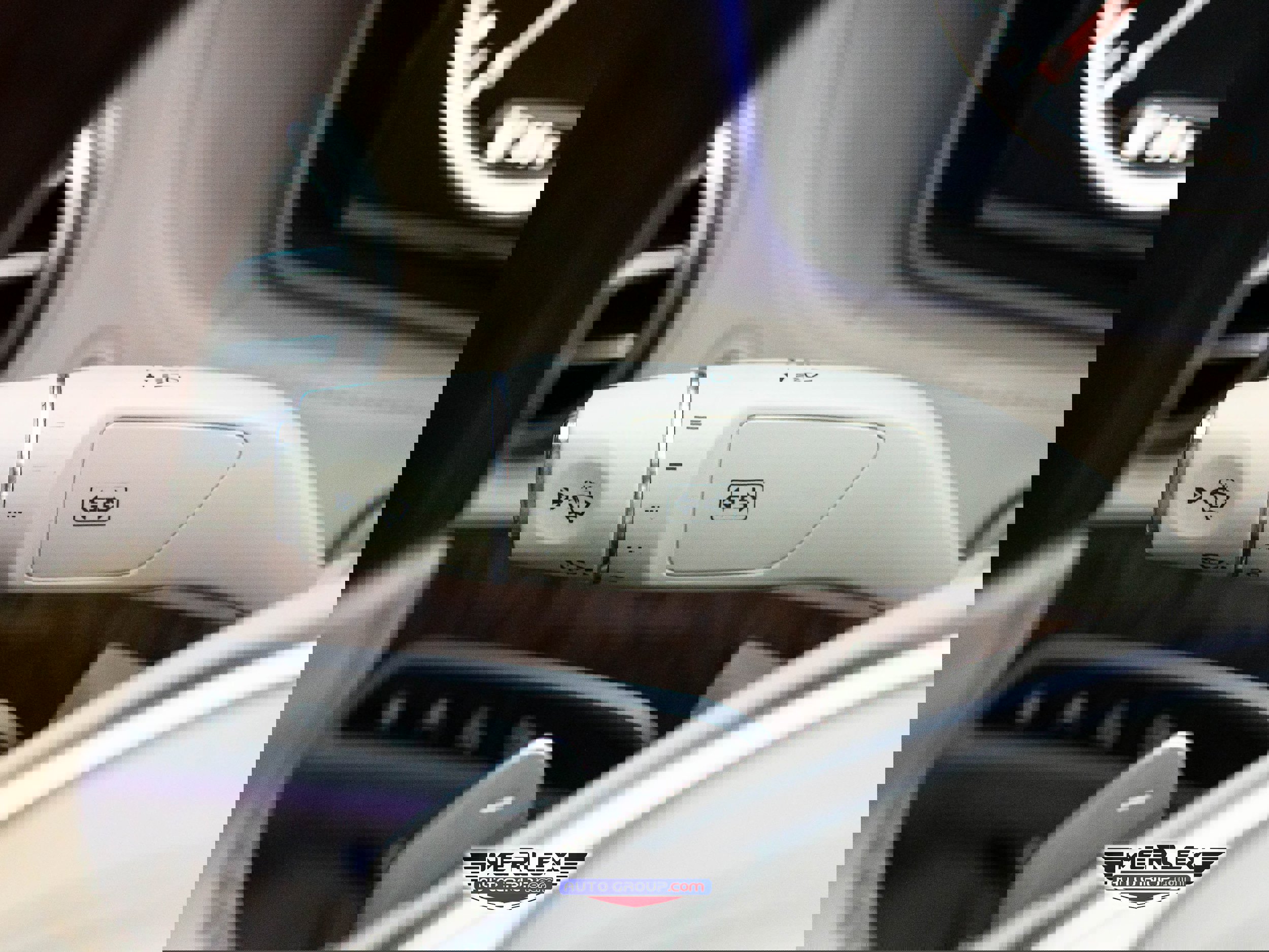 Used 2015 Mercedes-Benz S 550 Sedan image 27