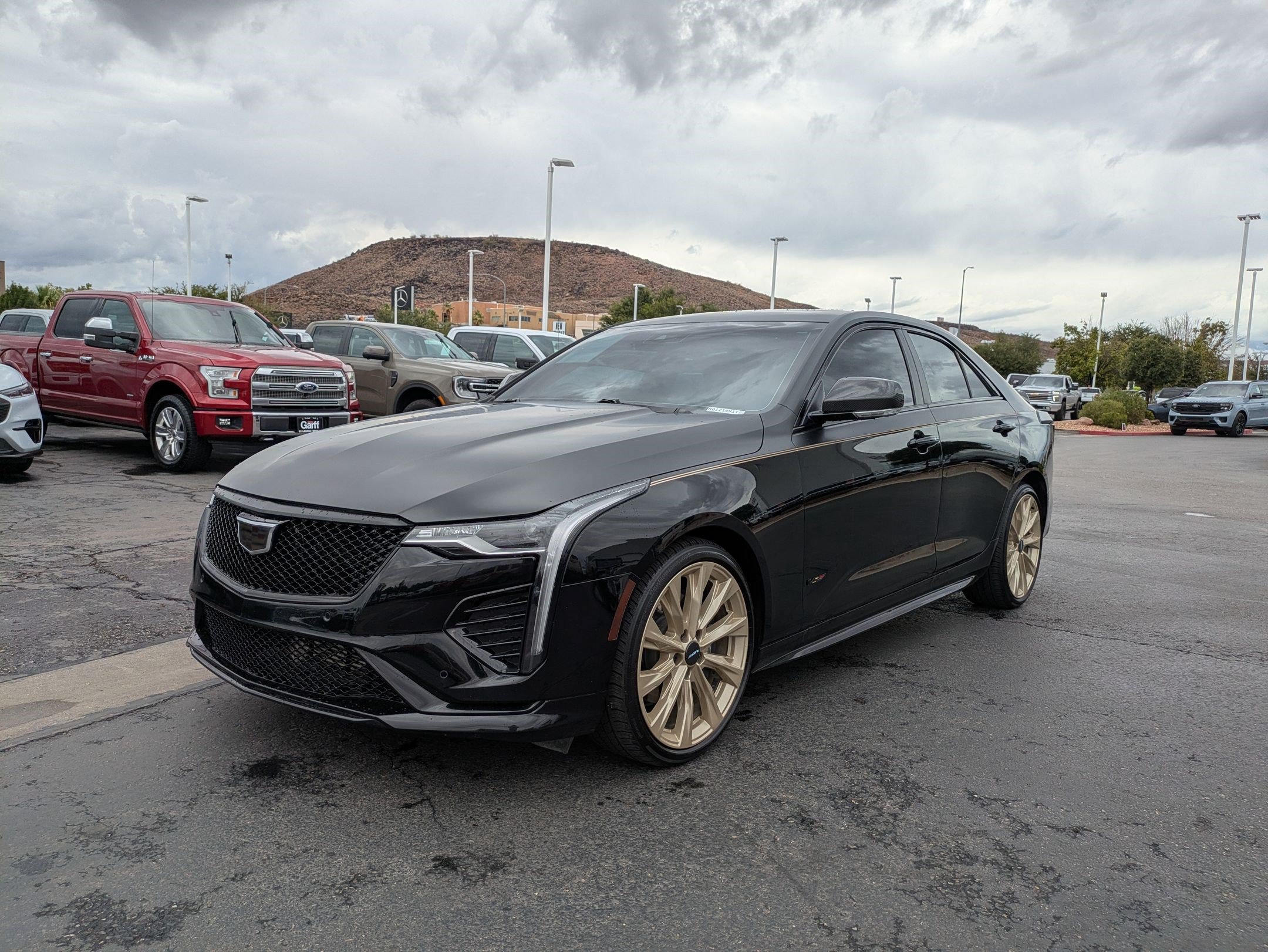 Used 2024 Cadillac CT4 V w/ LPO, ONYX Package AWD/4WD image 7