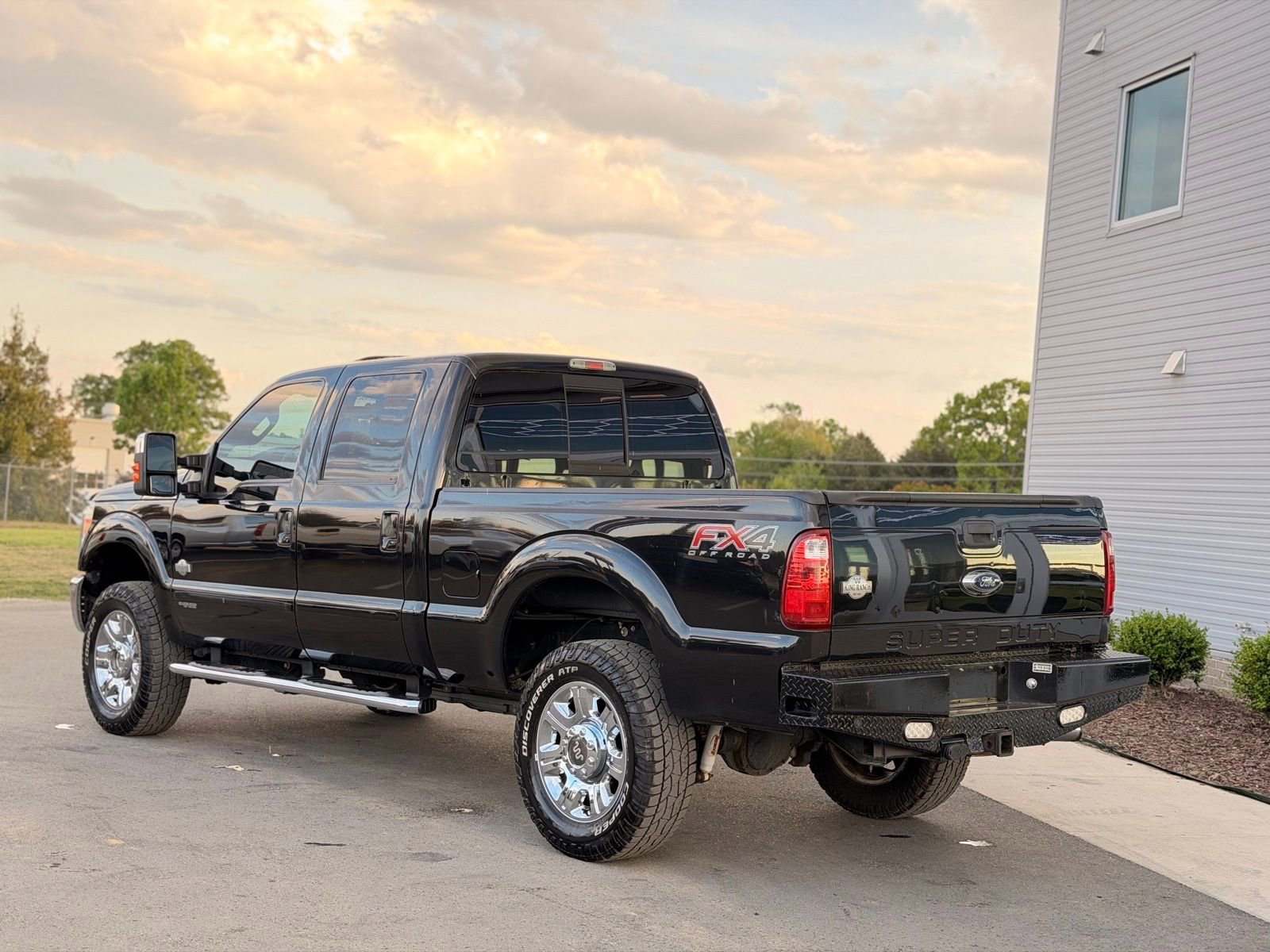 Used 2015 Ford F250 King Ranch w/ King Ranch w/Chrome Package image 10