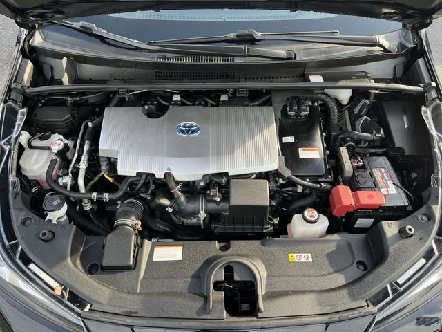 Used 2021 Toyota Prius XLE w/ Advanced Technology Package image 19