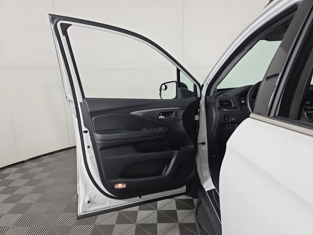 Used 2021 Honda Ridgeline RTL-E image 26