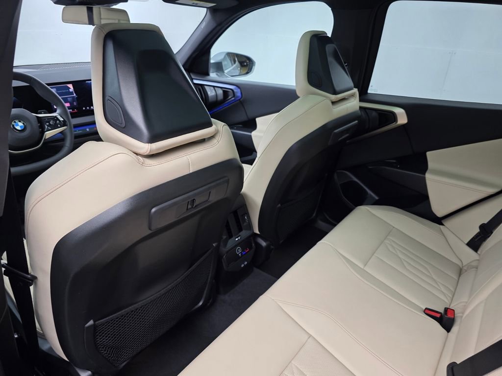 Certified 2025 BMW X3 xDrive30i w/ Convenience Package AWD/4WD image 16