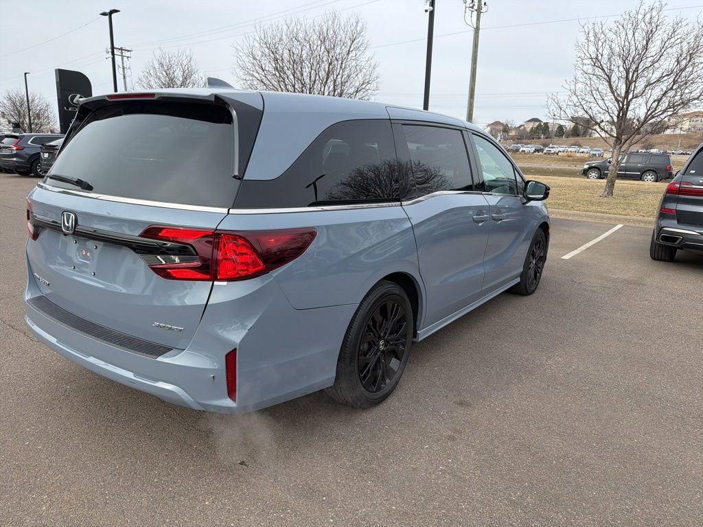 Used 2025 Honda Odyssey Sport-L image 12