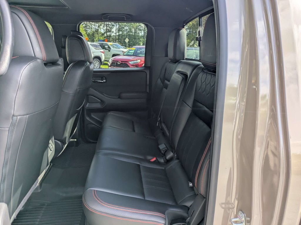 Used 2023 Nissan Frontier PRO-4X w/ Pro-4X Premium Package AWD/4WD image 14