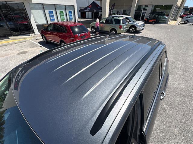 Certified 2025 Volkswagen Atlas SE image 12