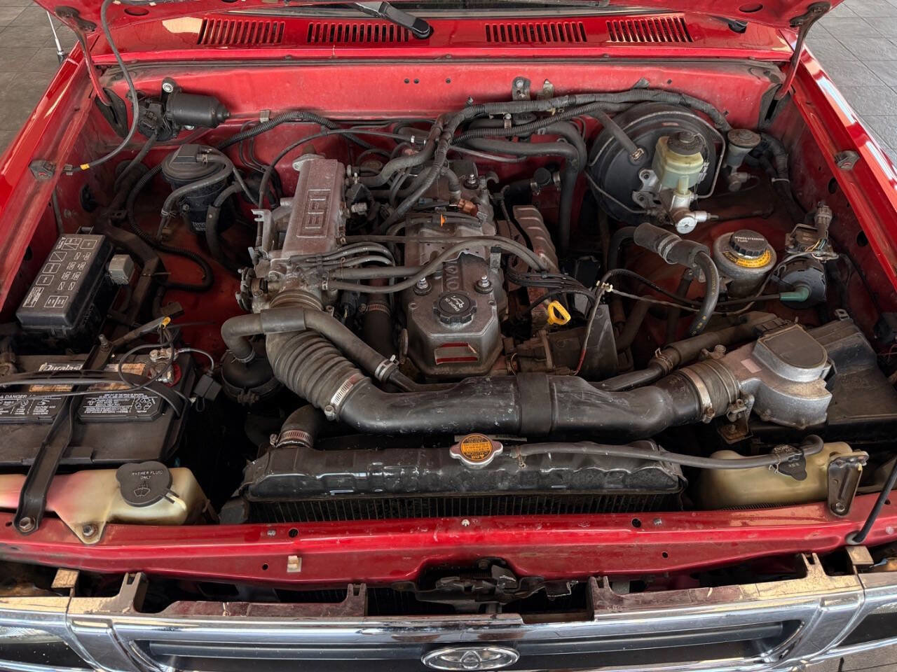 Used 1992 Toyota Pickup Deluxe AWD/4WD image 9