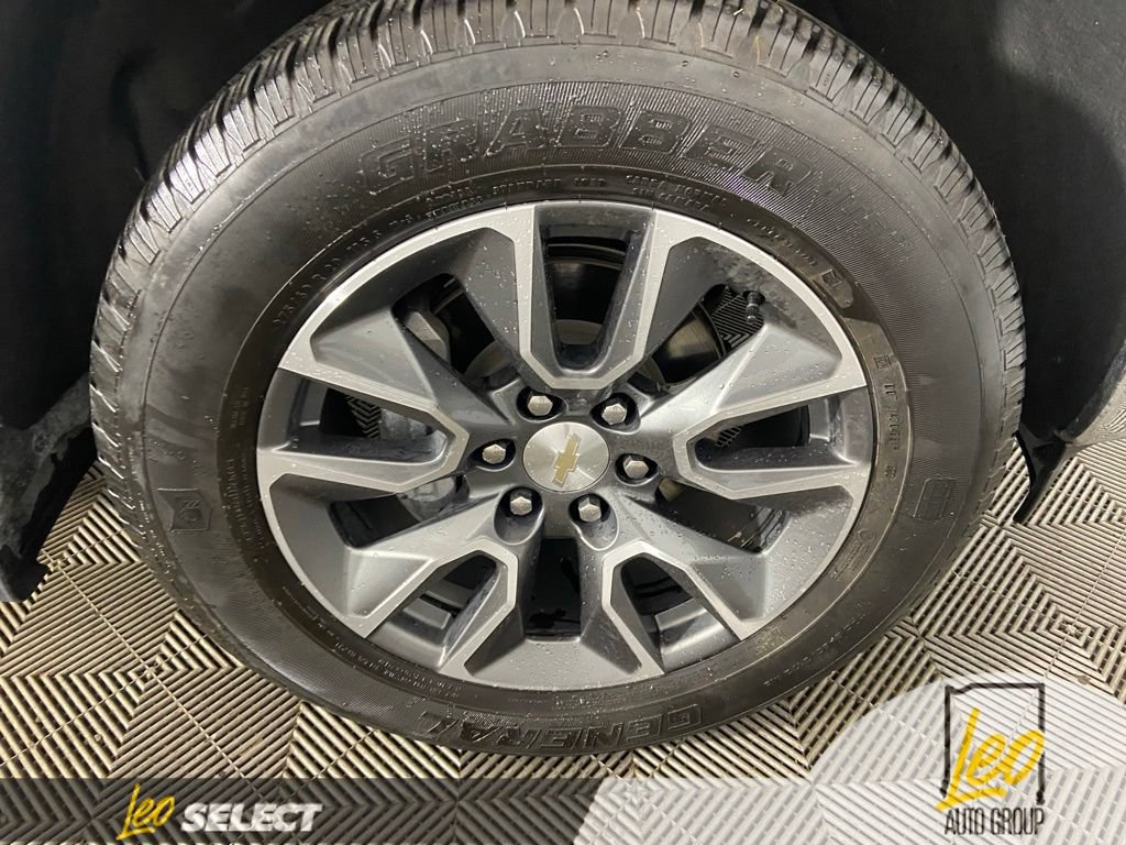 Used 2023 Chevrolet Silverado 1500 LT AWD/4WD image 21