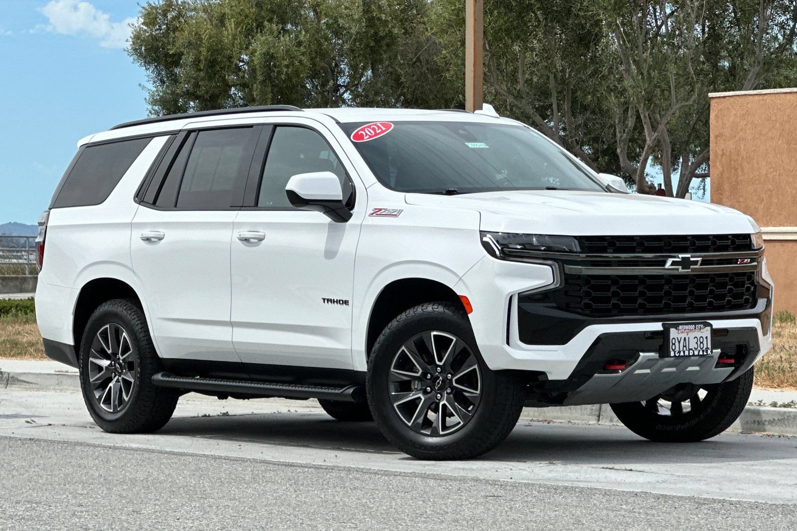 Used 2021 Chevrolet Tahoe Z71 AWD/4WD image 2