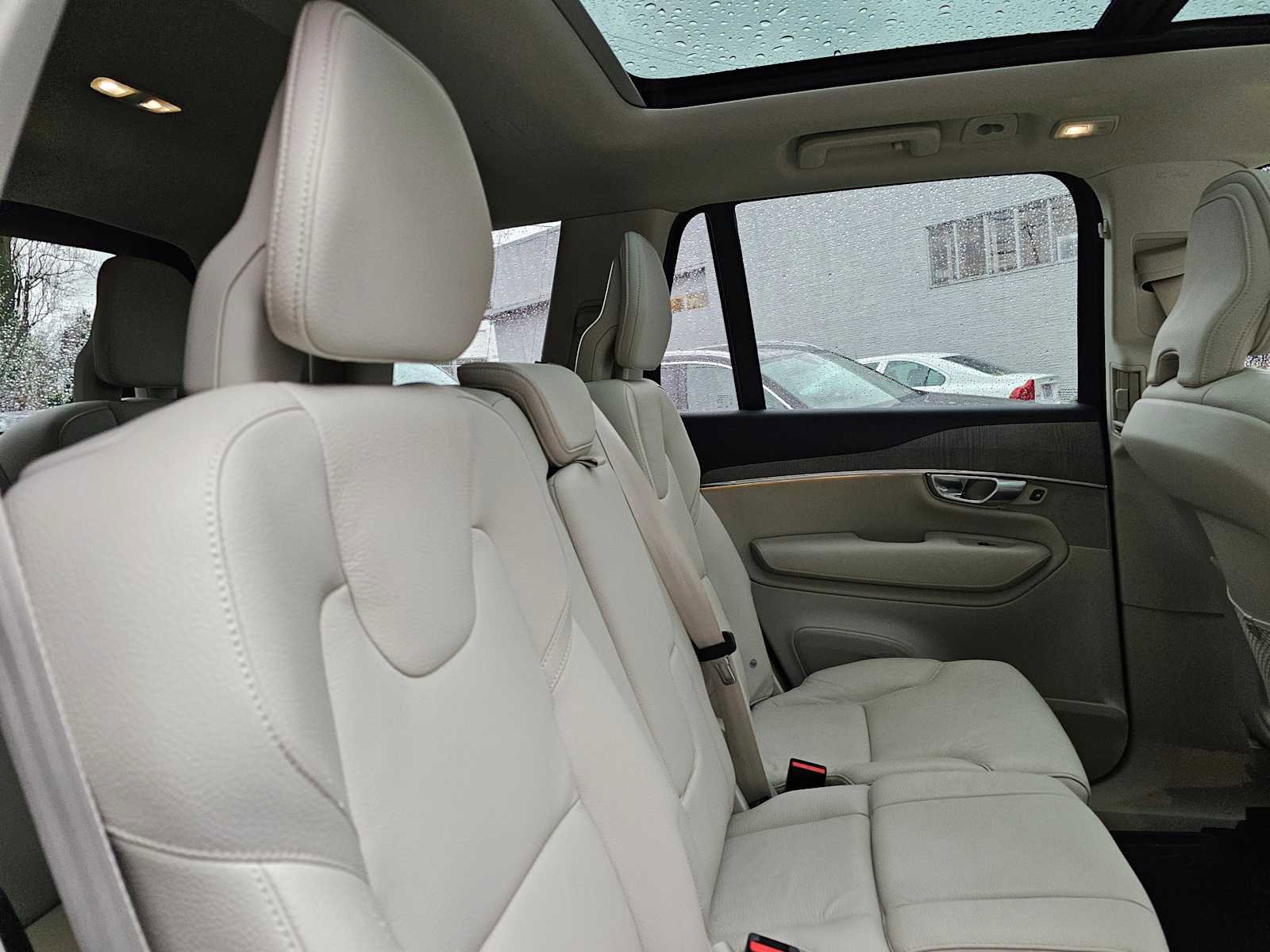 Used 2023 Volvo XC90 T8 Plus w/ Protection Package image 13