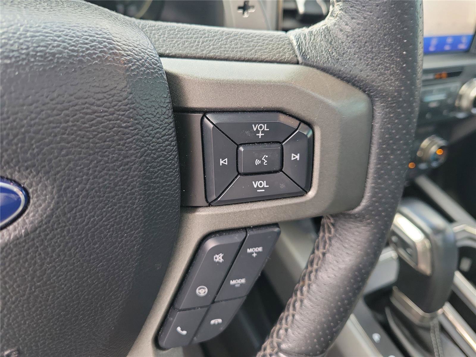 Used 2020 Ford F150 Raptor w/ Equipment Group 802A Luxury image 23