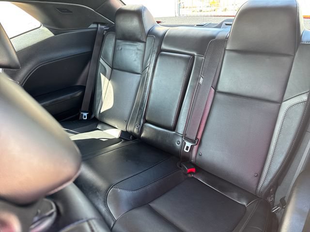 Used 2015 Dodge Challenger SXT Plus RWD image 21