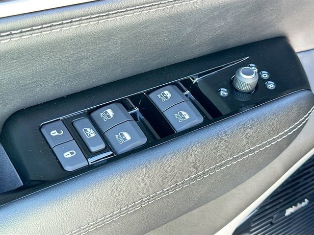 New 2026 Jeep Grand Wagoneer L Limited image 13