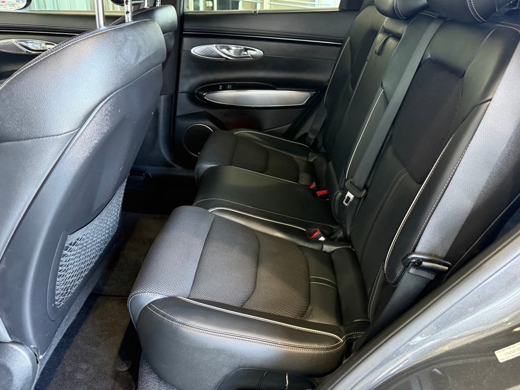 Used 2023 Genesis GV70 2.5T w/ Sport Prestige Package image 35