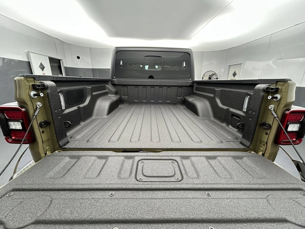 New 2026 Jeep Gladiator Willys AWD/4WD image 29