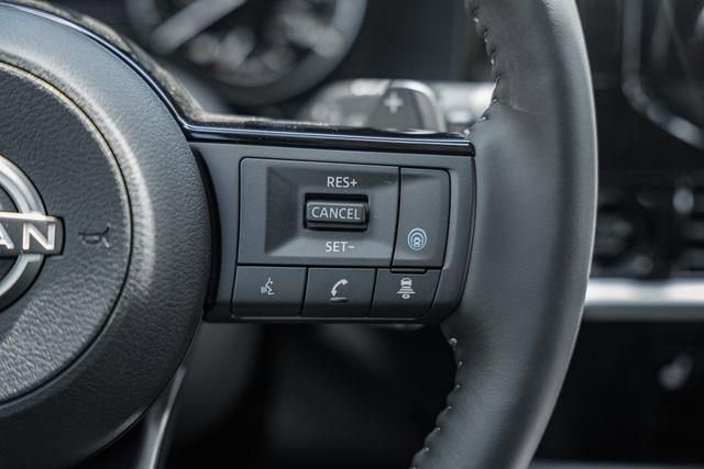 New 2025 Nissan Pathfinder SL w/ SL Premium Package image 29