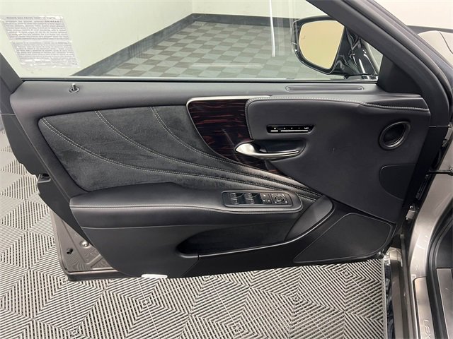 Certified 2023 Lexus LS 500 w/ Interior Upgrade Package image 9