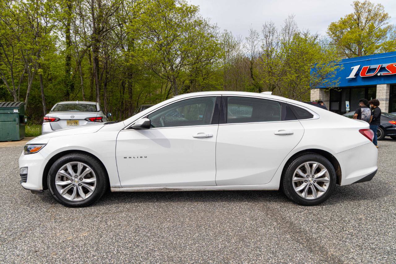 Used 2019 Chevrolet Malibu LT FWD image 3