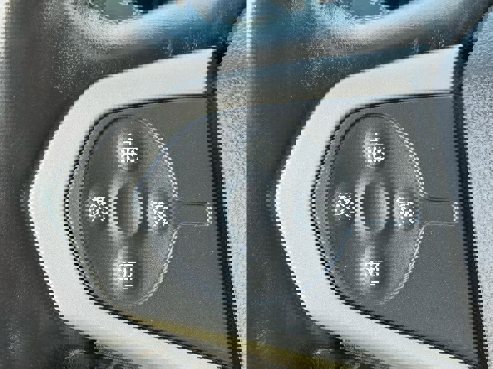 Used 2017 Chevrolet Colorado LT w/ LT Convenience Package image 21