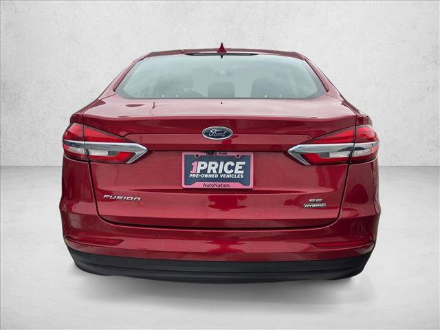 Used 2020 Ford Fusion SE image 5