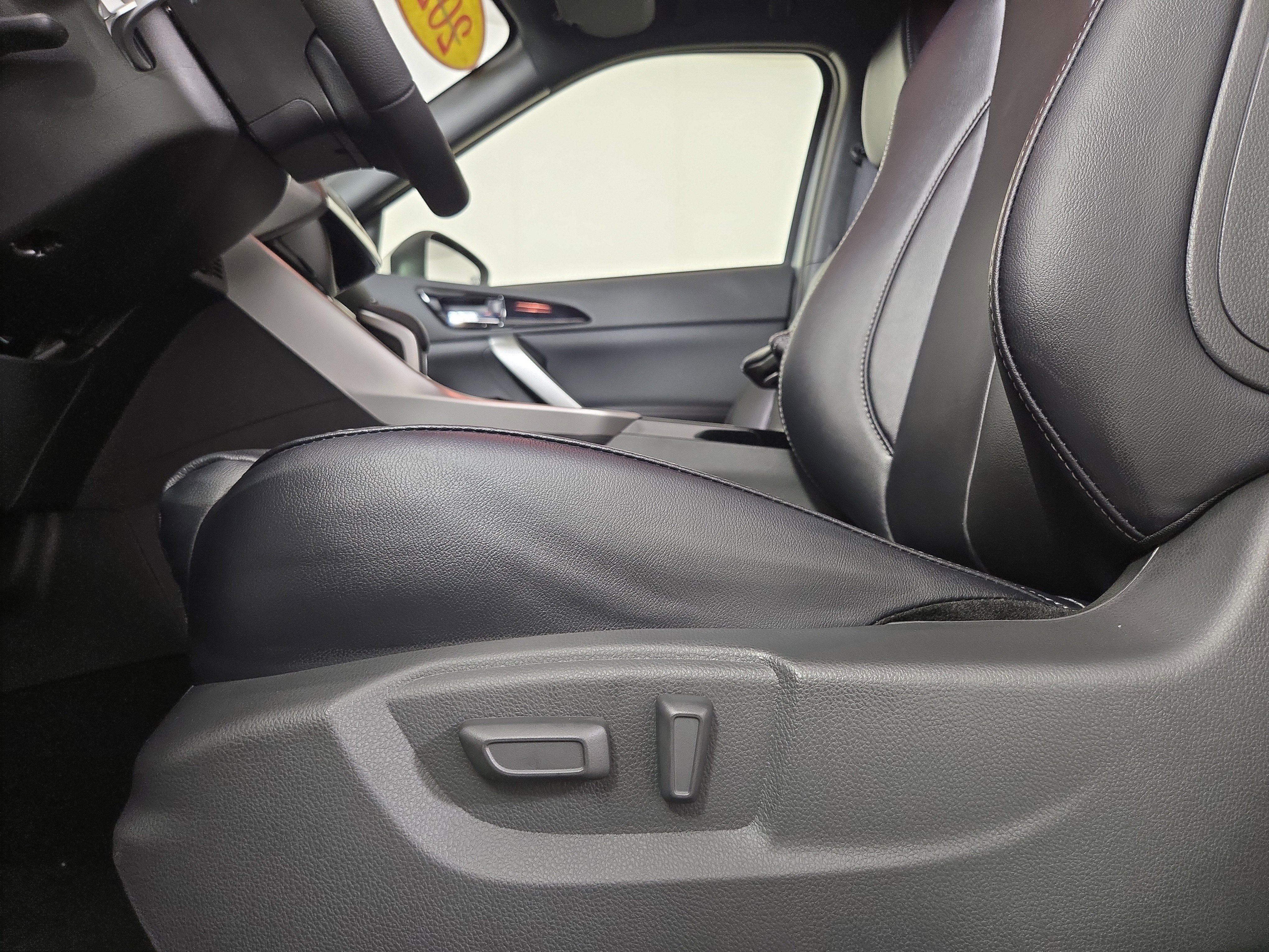 New 2026 Mitsubishi Eclipse Cross SEL image 30