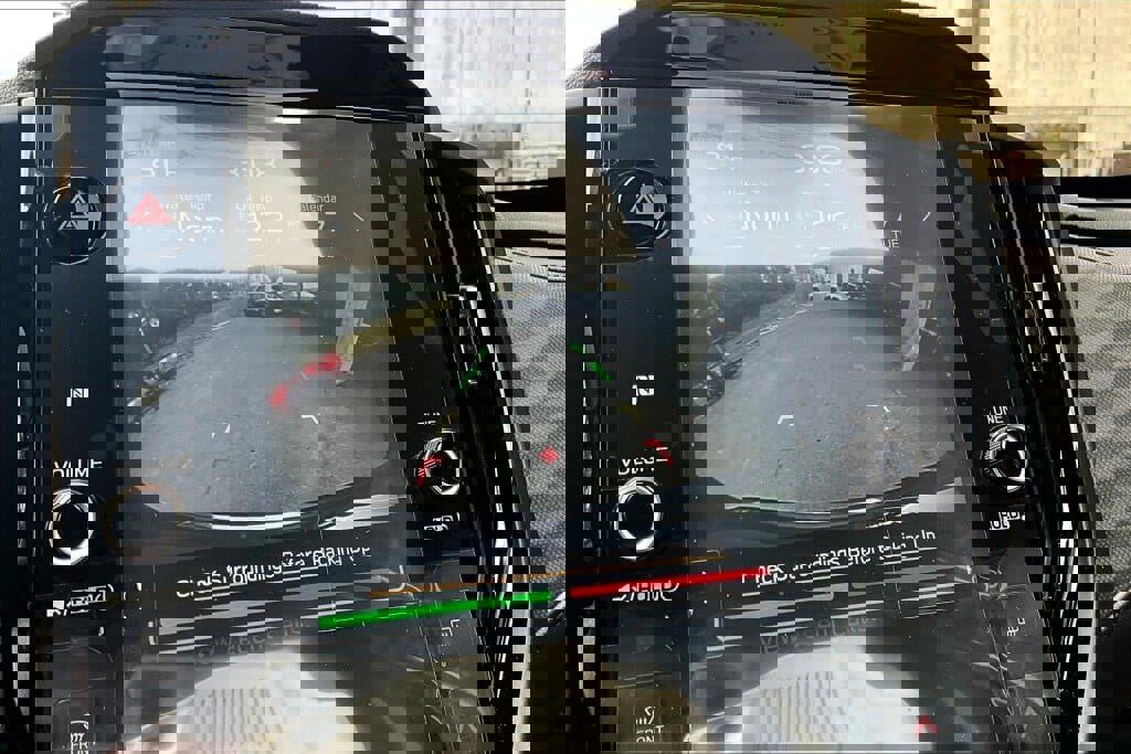 Certified 2025 Subaru Forester Sport image 9