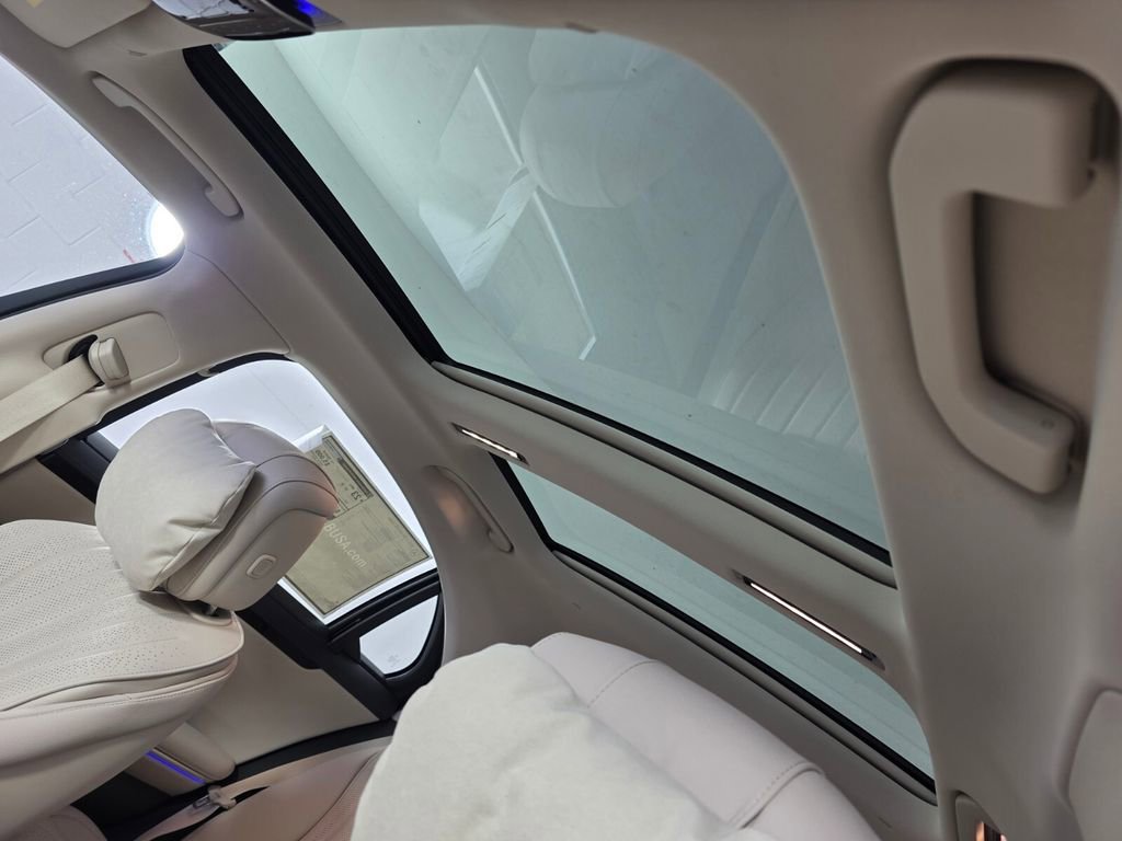 New 2026 Mercedes-Benz S 500 4MATIC image 9