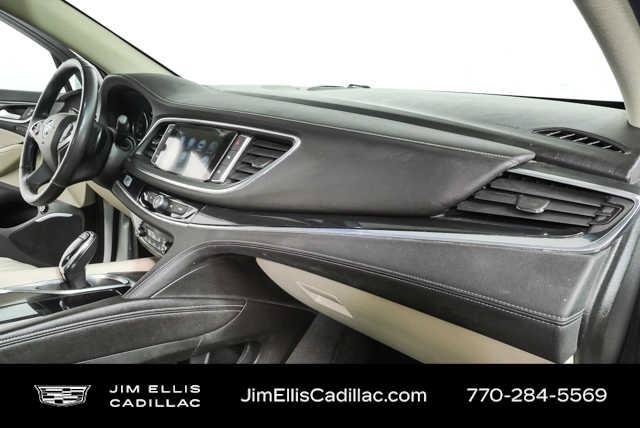 Used 2018 Buick Enclave Premium w/ Experience Buick Package FWD image 23