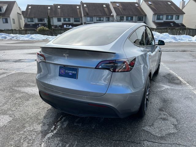 Used 2024 Tesla Model Y Performance image 10