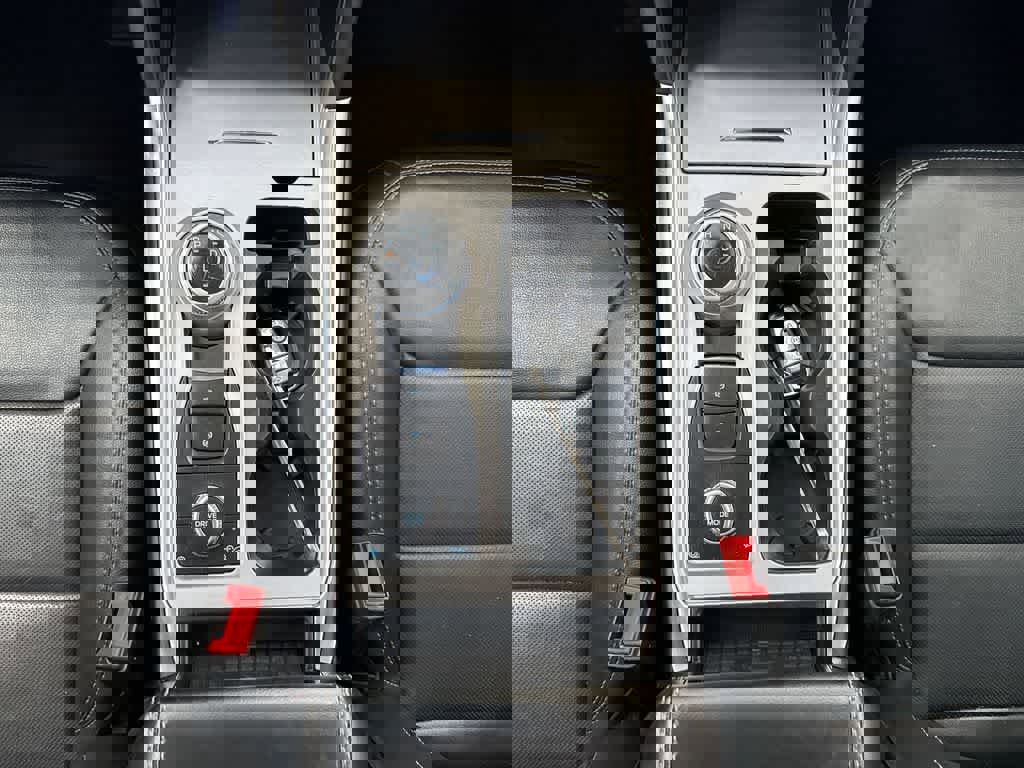 Used 2022 Ford Explorer Limited w/ Equipment Group 301A image 35