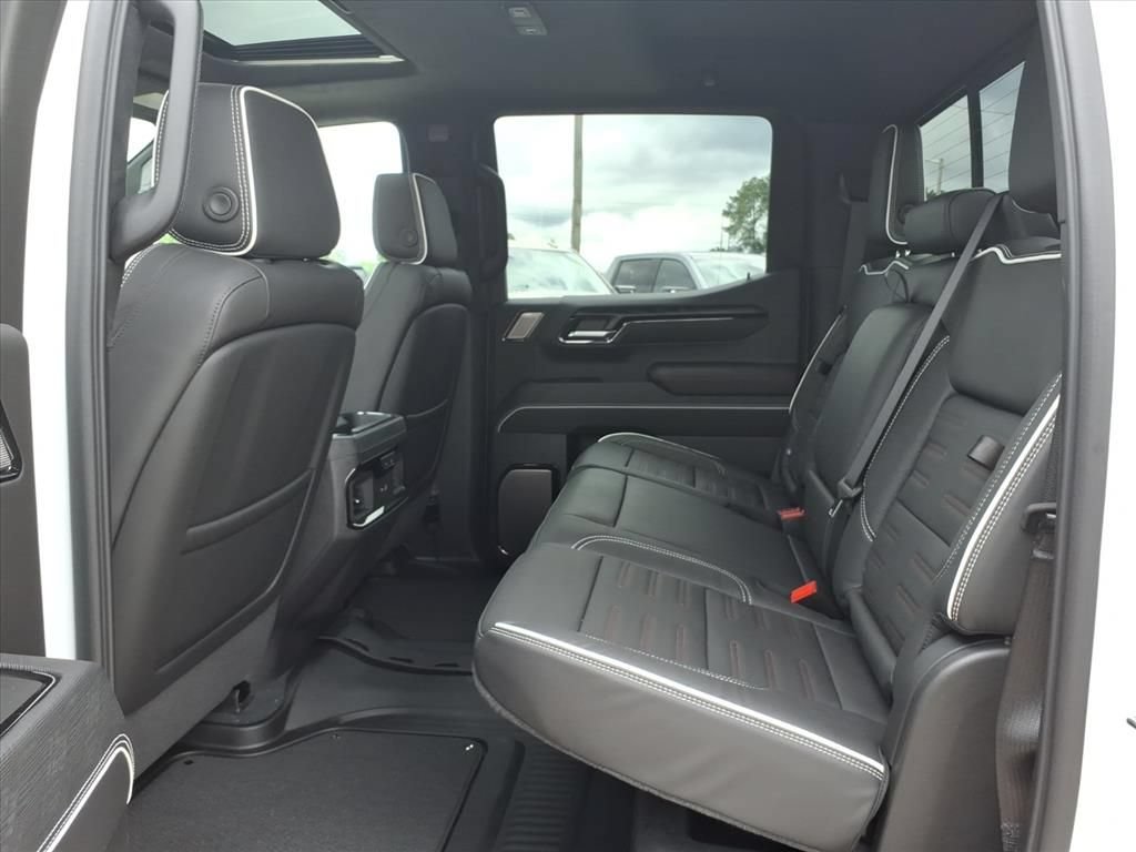 New 2026 GMC Sierra 1500 AT4X AWD/4WD image 15